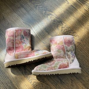 Girls UGG boots floral pattern